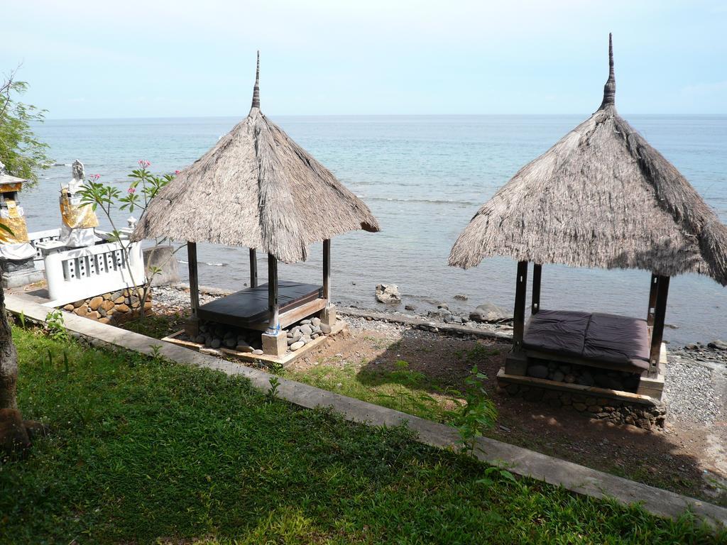 Wawa Wewe II Villas Amed Exteriör bild