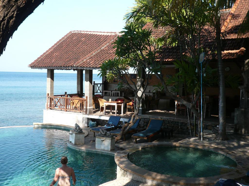 Wawa Wewe II Villas Amed Exteriör bild
